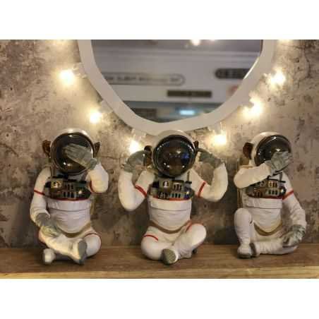 Space Monkeys See No Evil Set Of 3 Retro Ornaments  £235.