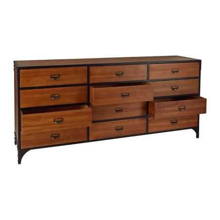 Aldershot Chest of Drawers Chest of Drawers Smithers of Stamford £1,310.00 