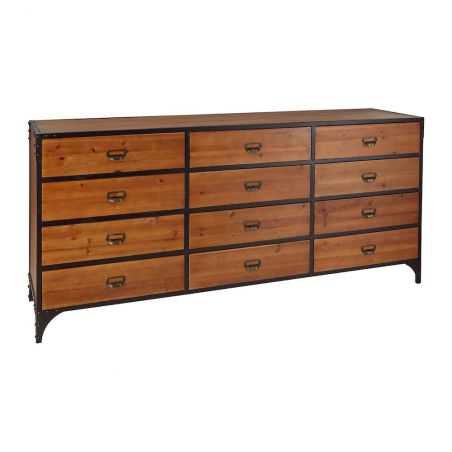 Aldershot Chest of Drawers Chest of Drawers Smithers of Stamford £1,310.00 